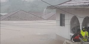 Furacão Melissa causa destruição na Jamaica; confira registros