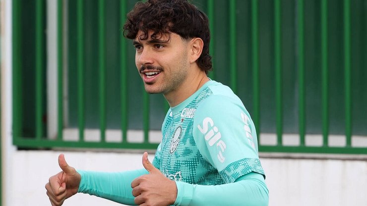 Piquerez%20passar%C3%A1%20por%20avalia%C3%A7%C3%A3o%2C%20e%20Palmeiras%20atualiza%20sobre%20baixas