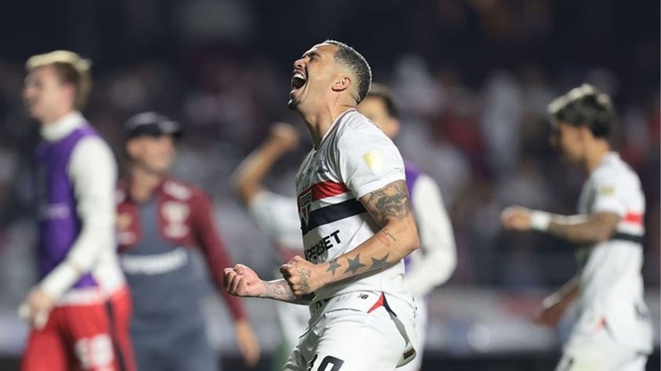 Luciano%20ironiza%20Atl%C3%A9tico%20Nacional%20ap%C3%B3s%20classifica%C3%A7%C3%A3o