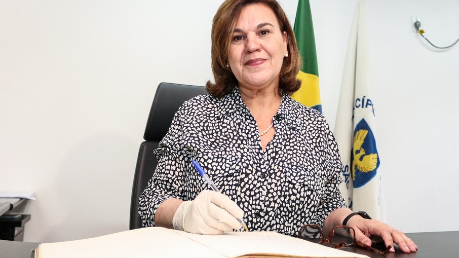 A vereadora Debora Palermo assume a presidência nesta quarta-feira (28)