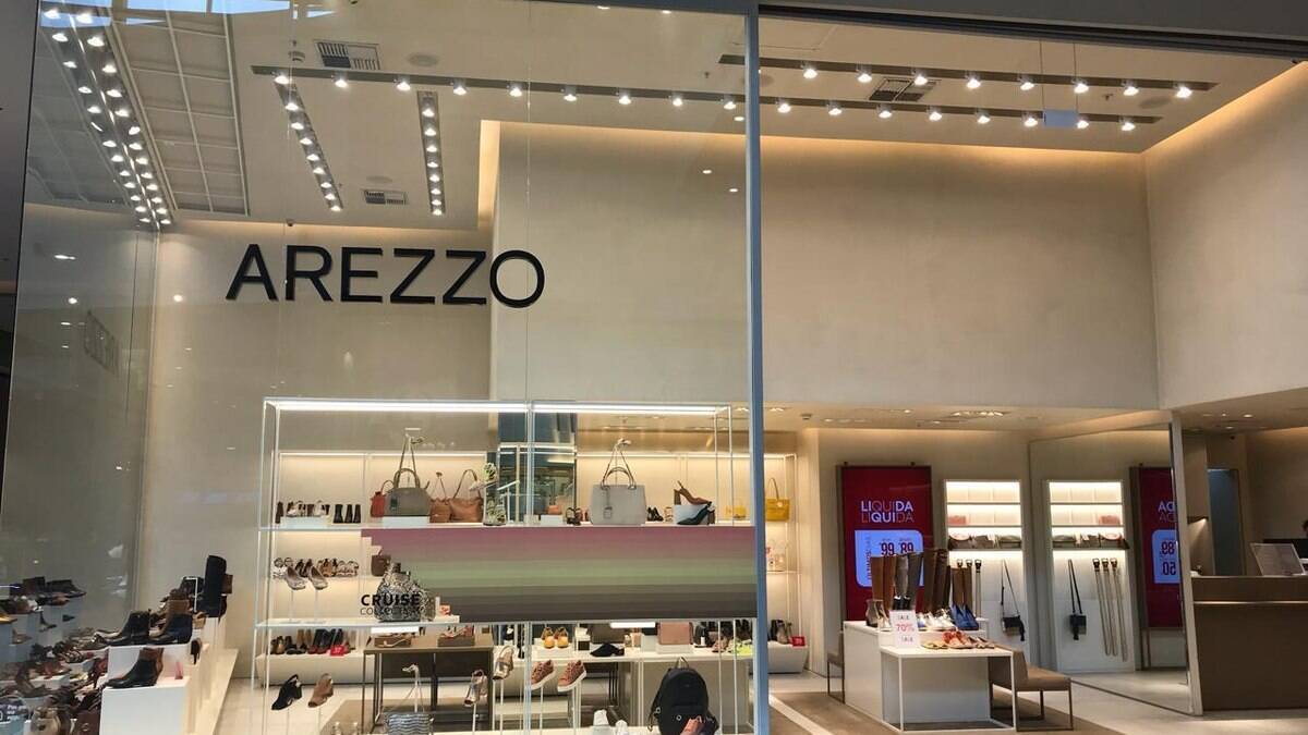 Arezzo compra My Shoes e firma parceria com Mercado Livre para