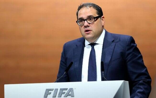 Victor Montagliani, vice-presidente da Fifa, indicou que entidade pode mudar regra importante