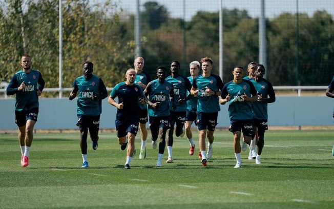Filipe Luís vai para mais um jogo no comando do Monaco Filipe Luís vai para mais um jogo no comando do Monaco