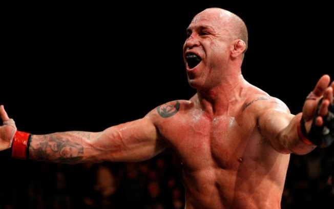 Wanderlei Silva anuncia aposentadoria do MMA e provoca Vitor Belfort