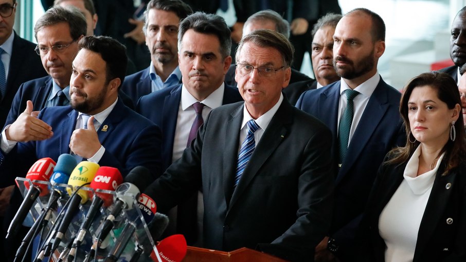 Primeiro pronunciamento do Presidente Jair Bolsonaro após eleição de Luiz Inácio Lula da Silva como próximo mandatário da República