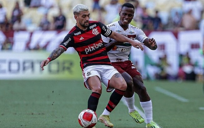 Flamengo venceu o Fluminense por 2 a 0 na Taça Guanabara