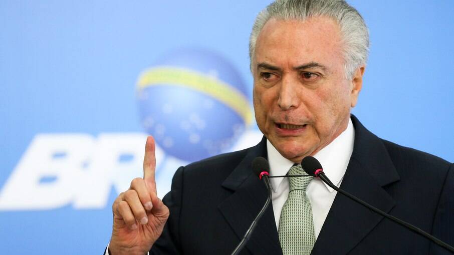 Ex-presidente Michel Temer não apoia um eventual impeachment de Bolsonaro