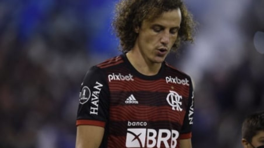 David Luiz leva susto familiar após conquista do título do Flamengo