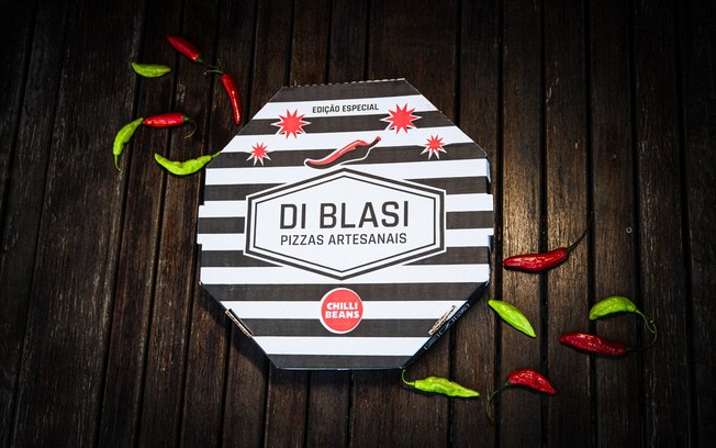 Di Blasi Pizzas e Chilli Beans apostam em collab inédita e lançam cardápio exclusivo com pimenta e Catupiry®
