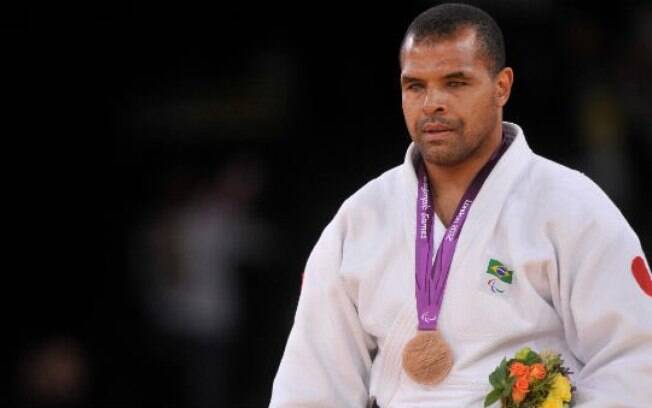 Antônio Tenório, atleta do judô paralímpico dono de cinco medalhas