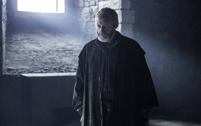 Em Game Of Thrones, Liam Cunningham interpreta Sor Davos