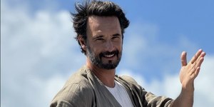 Rodrigo Santoro fará filme com Owen Wilson e Alan Ritchson