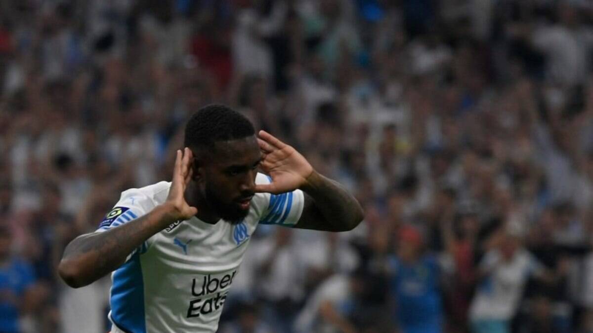‘Cada vez mais indispensável para o Olympique’, diz jornal francês sobre Gerson