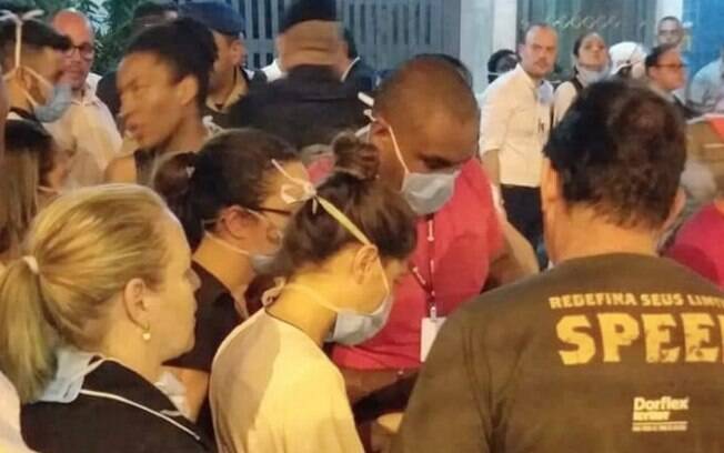 Conselho de enfermagem denunciou que hospital não quer detalhar quantos profissionais foram internados Conselho de enfermagem denunciou que hospital não quer detalhar quantos profissionais foram internados