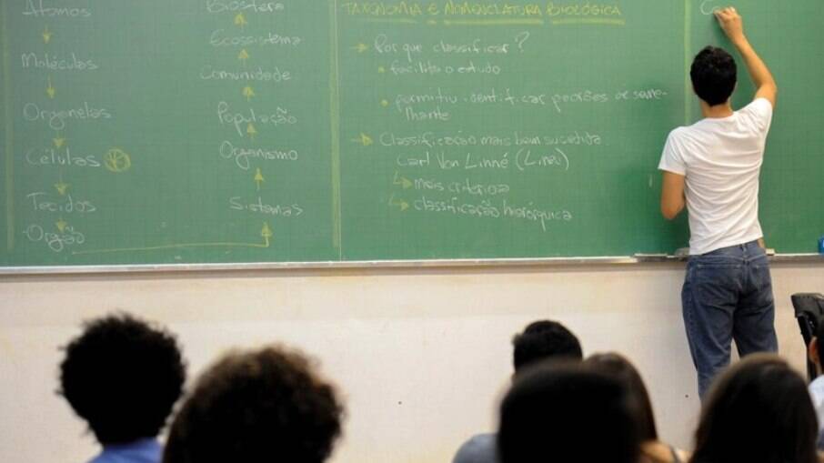Mais de 200 alunos são beneficiados com desconto integral ou parcial Mais de 200 alunos são beneficiados com desconto integral ou parcial