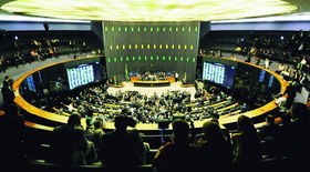 Câmara aprova projeto para proteger mulheres