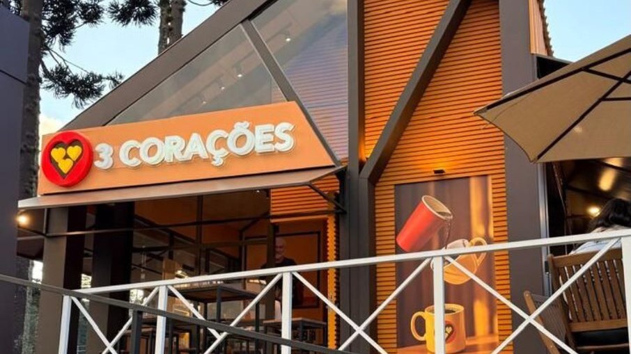 Grupo 3corações passa a ter cerca de 12.700 funcionários e produtos em mais de 600 mil pontos de venda Grupo 3corações passa a ter cerca de 12.700 funcionários e produtos em mais de 600 mil pontos de venda