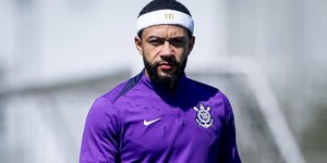Corinthians impõe condição para concretizar renovação com Memphis