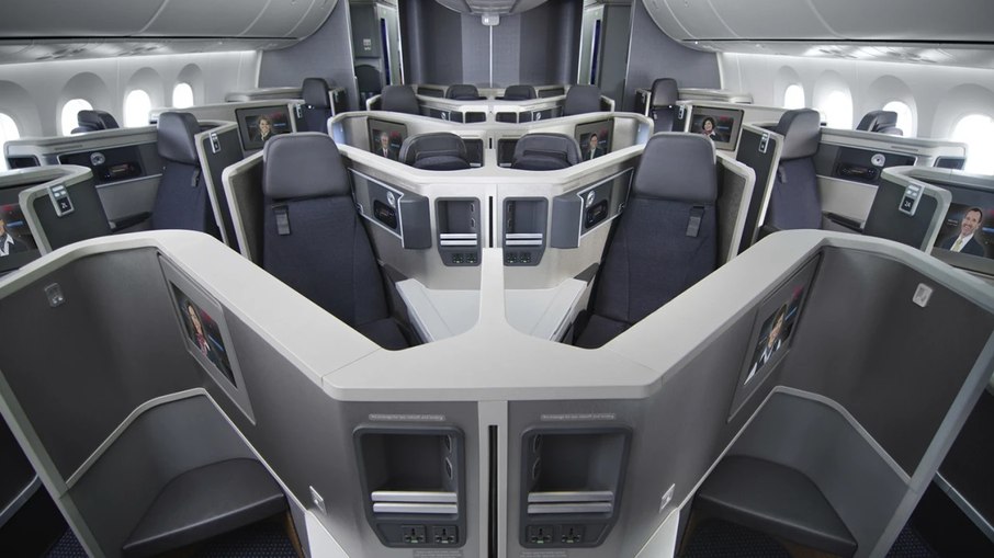 Cabine da primeira classe da American Airlines