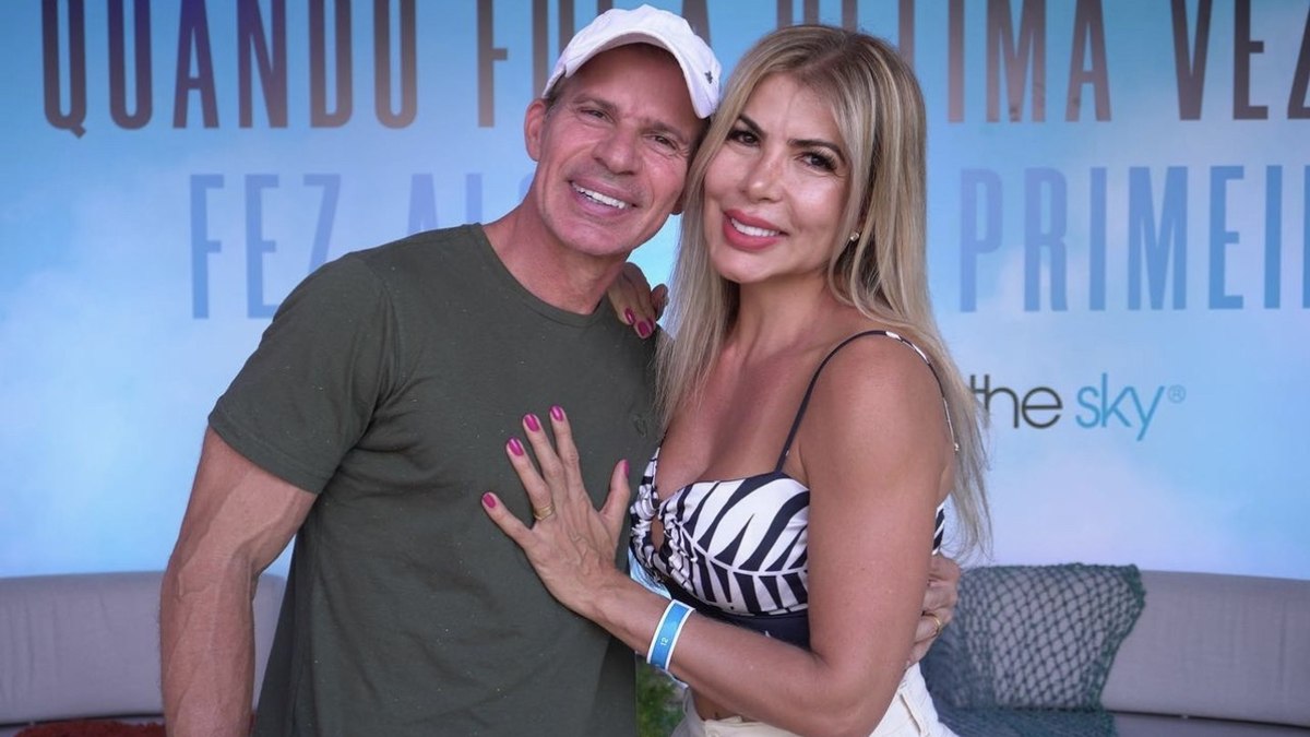 Mulher de Túlio Maravilha diz que não 'põe a mão no fogo' pelo jogador Mulher de Túlio Maravilha diz que não 'põe a mão no fogo' pelo jogador