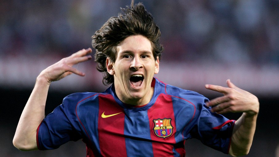 Mesmo que ainda jovem, Messi demorou mais para se consolidar como titular que Yamal Mesmo que ainda jovem, Messi demorou mais para se consolidar como titular que Yamal