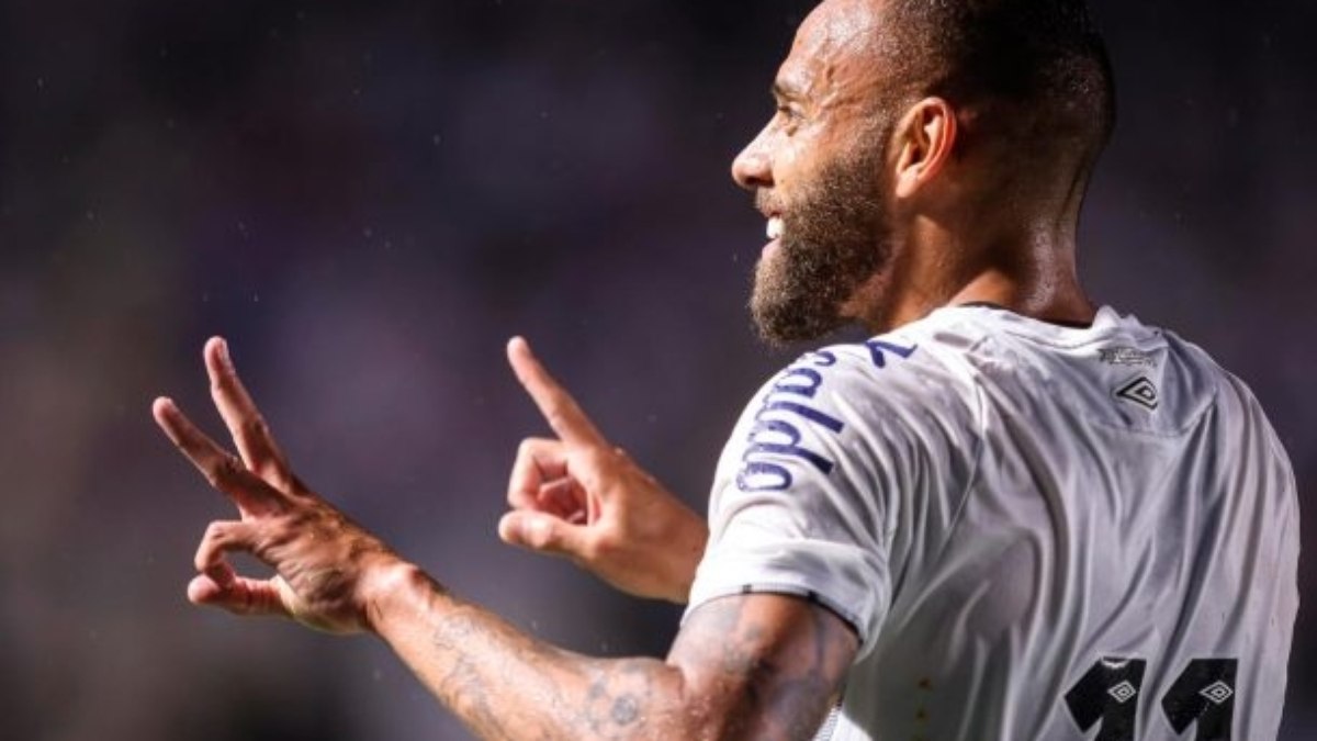 Guilherme entra para a história do Santos e se empolga com Neymar