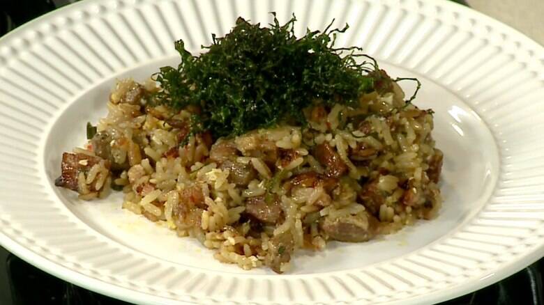 Aprenda a fazer um arroz carreteiro de dar água na boca