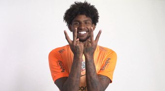 Hugo%20Souza%20no%20Milan%3F%20Portal%20revela%20poss%C3%ADveis%20valores%20