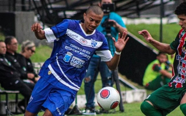 Riachuelo, de uniforme azul, saiu derrotado em todos os dez jogos na Segundona potiguar