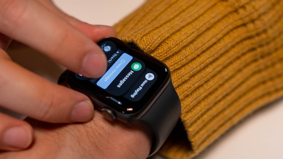 O Apple Watch Serie 7 entrou em super oferta na Semana Tech da Amazon se tornando uma opção ideal de presente para o Dia dos Namorados. Confira!