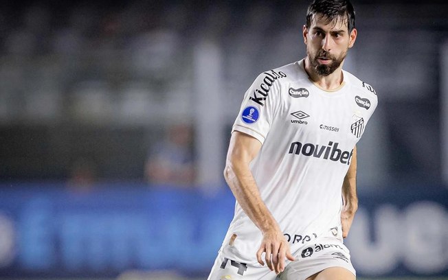 Gabriel Bontempo não estará em campo no clássico entre Santos e São Paulo Gabriel Bontempo não estará em campo no clássico entre Santos e São Paulo