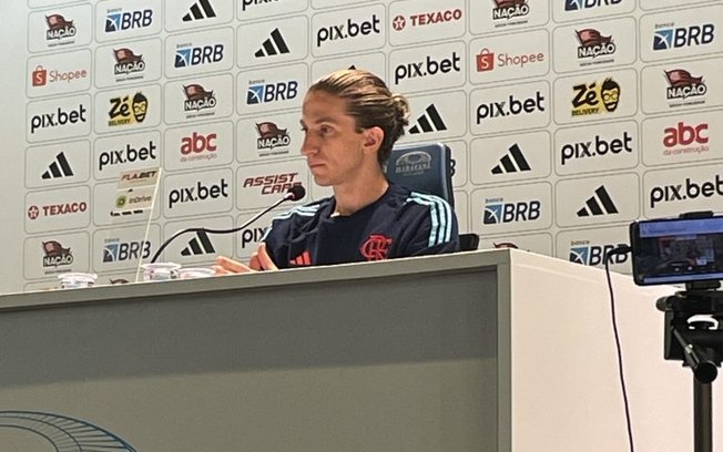 Filipe Luís exalta ‘vitória com nota artística’ do Flamengo sobre o Vasco