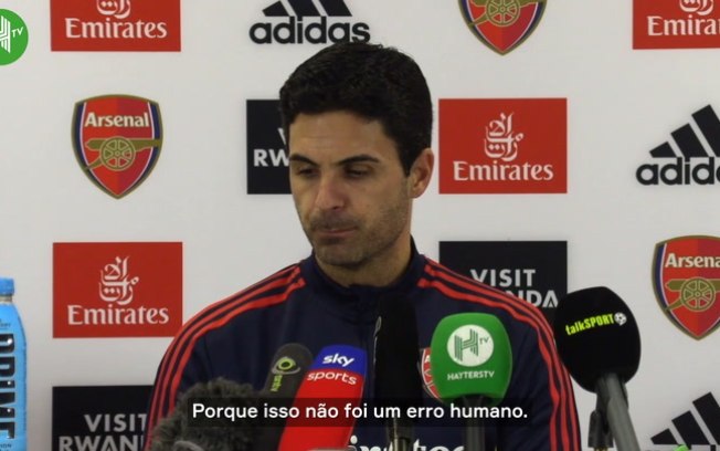 Arteta critica VAR por 'não entender o trabalho' após erro contra o Arsenal