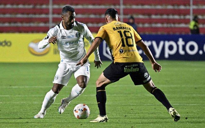 Grêmio perdeu por 2 a 0 para o The Strongest na estreia da Libertadores