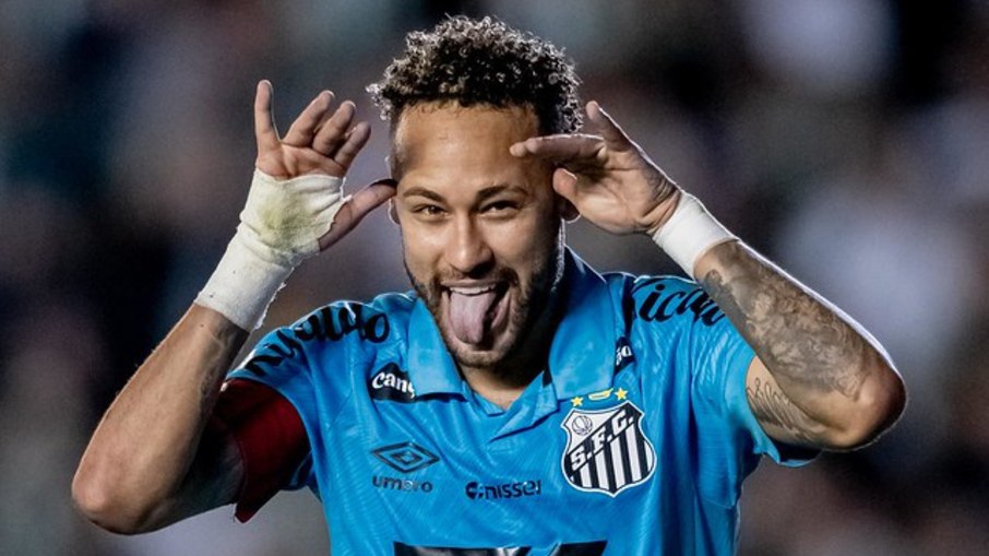 Neymar marcou três gols contra o Juventude