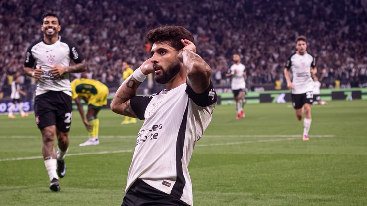 Yuri desabafa sobre cavadinha: "Cabeça virou montanha-russa"