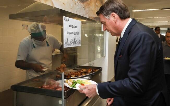 Em evento, presidente Bolsonaro negou que pessoas passem fome no Brasil Em evento, presidente Bolsonaro negou que pessoas passem fome no Brasil