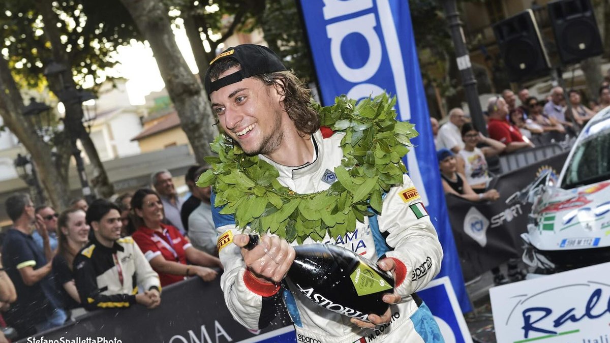 Matteo Doretto morreu após seu carro colidir com uma árvore Matteo Doretto morreu após seu carro colidir com uma árvore
