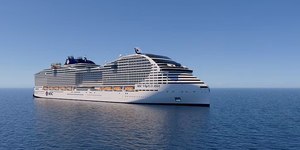 Temporada de cruzeiros: policiais recebem turistas em Salvador