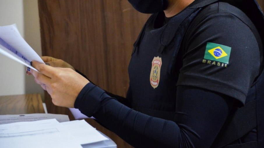 Também foram determinados sequestro de bens e apreensão de passaportes nas ações Também foram determinados sequestro de bens e apreensão de passaportes nas ações