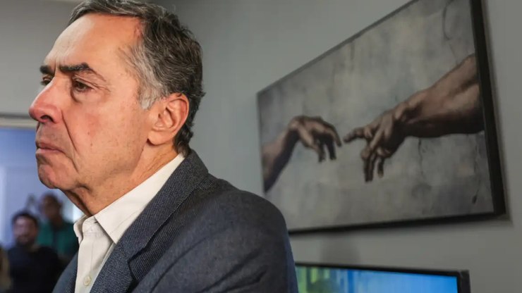 Barroso passa mal e é internado em hospital de Brasília