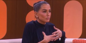 Deborah Secco fala sobre monogamia no Saia Justa: “Não acredito”