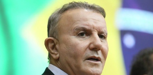 Prefeito de Palmas é preso por vazamento de informações no STJ