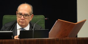 Ministro do STF paralisa ações na Justiça sobre “pejotização”