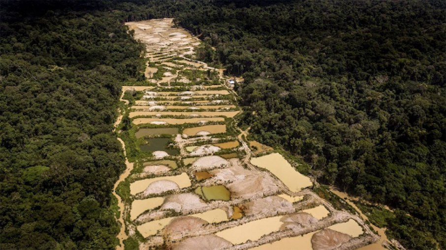 Garimpo de ouro na Amazônia cresceu mais de 90% em oito anos