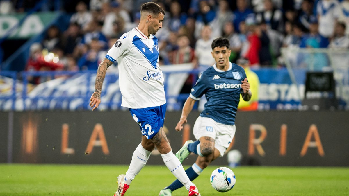 Pedra no sapato dos brasileiros, Racing vence Vélez fora de casa Pedra no sapato dos brasileiros, Racing vence Vélez fora de casa