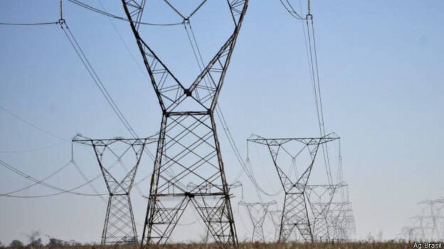 Aneel autoriza novas tarifas de transmissão de energia