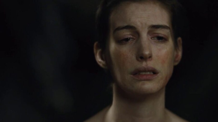 Anne Hathaway venceu o Oscar de Melhor Atriz Coadjuvante por Os Miseráveis (2012)