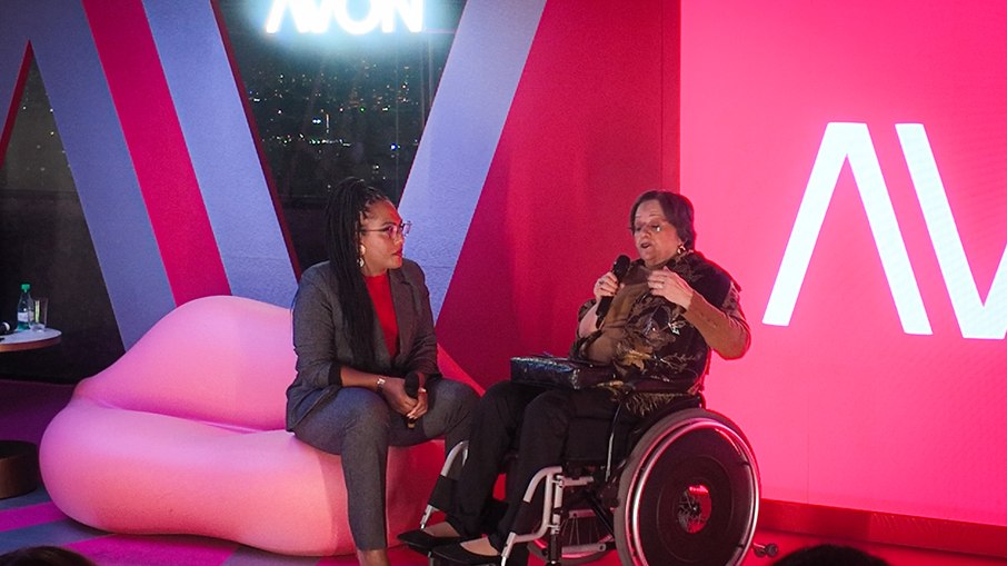 Talk com Maria da Penha no lançamento da Nova Avon