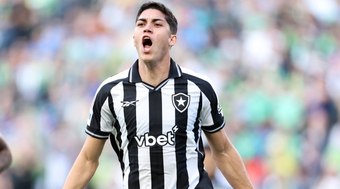 Botafogo%20sofre%2C%20mas%20vence%20Seattle%20Sounders